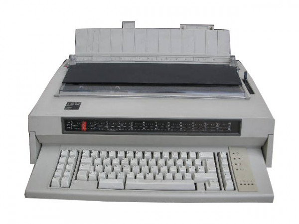 Rarität Original IBM Schreibmaschine 6747-2 defekt als Ersatzteillager