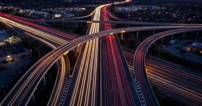 Aktuelle Ereignisse auf deutschen Autobahnen: Unfälle, Sperrungen und Baustellen