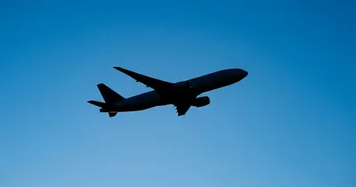 Lufthansa Boeing 747-8 muss ungeplant im Kongo landen