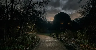 Mysteriöser Fund: Frauenleiche am Berliner Planetarium entdeckt